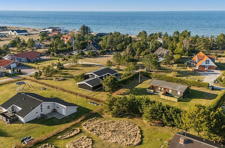 Vakantiehuis "Mirkka" - 200m from the sea