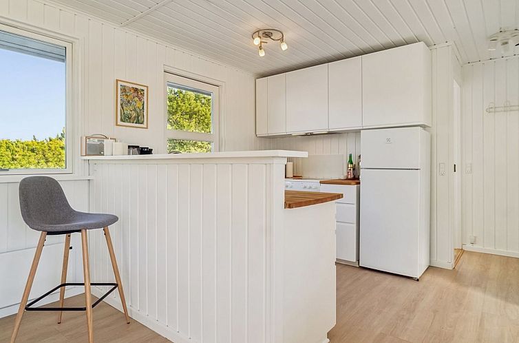Vakantiehuis "Mirkka" - 200m from the sea