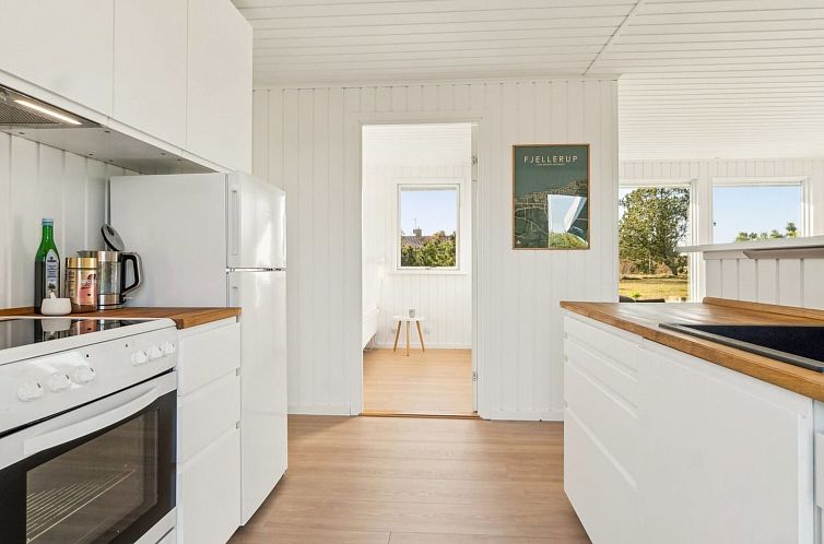 Vakantiehuis "Mirkka" - 200m from the sea