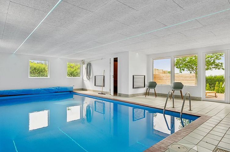 Vakantiehuis "Neele" - 800m from the sea