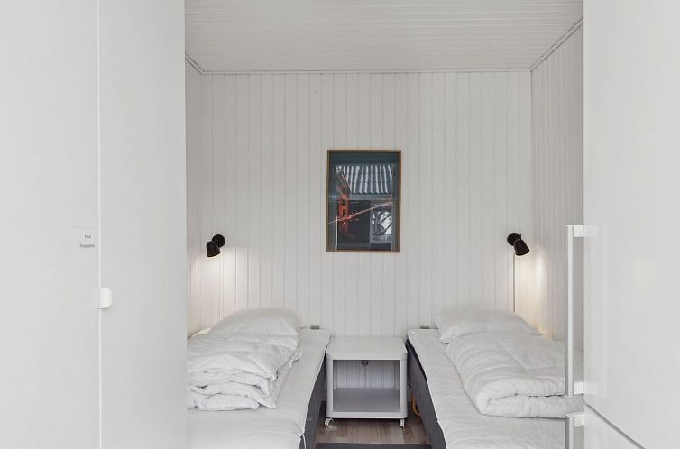 Vakantiehuis "Neele" - 800m from the sea