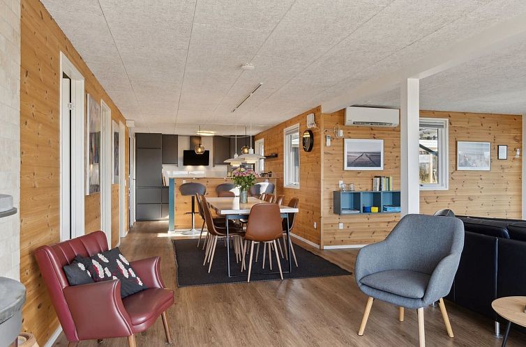 Vakantiehuis "Neele" - 800m from the sea