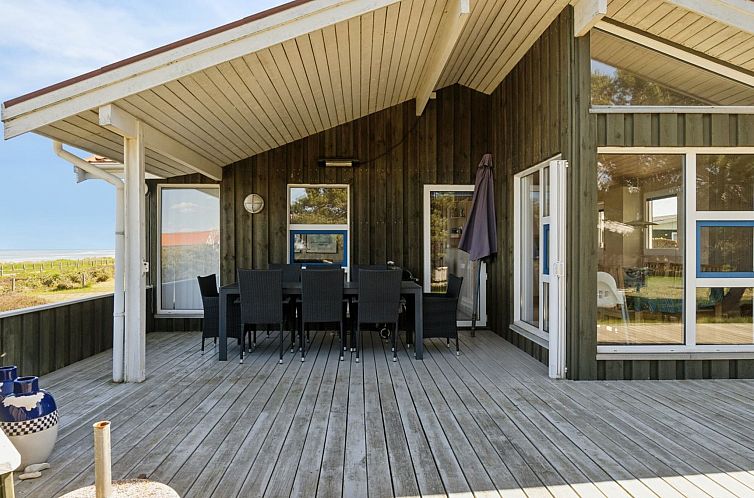 Vakantiehuis "Suometar" - 90m from the sea