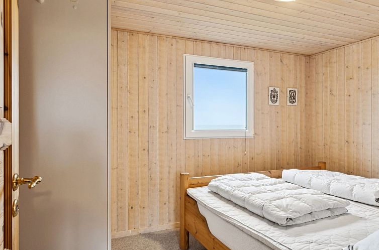 Vakantiehuis "Suometar" - 90m from the sea