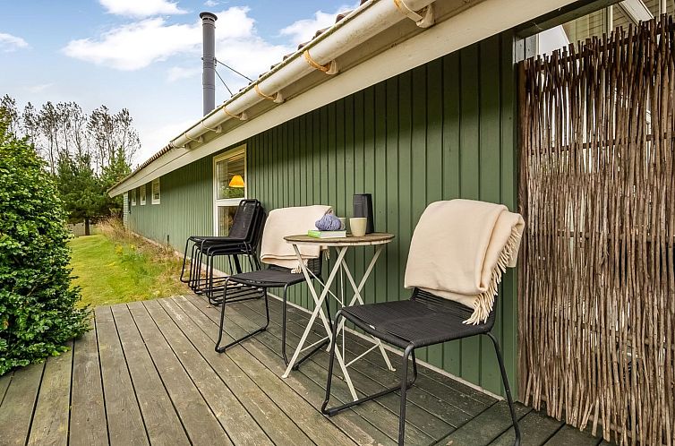 Vakantiehuis "Athislus" - 1.1km from the sea