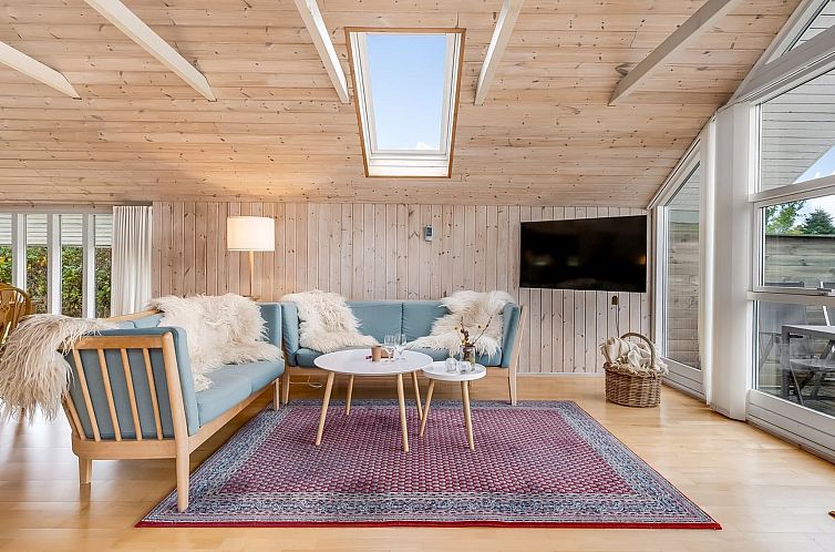 Vakantiehuis "Athislus" - 1.1km from the sea