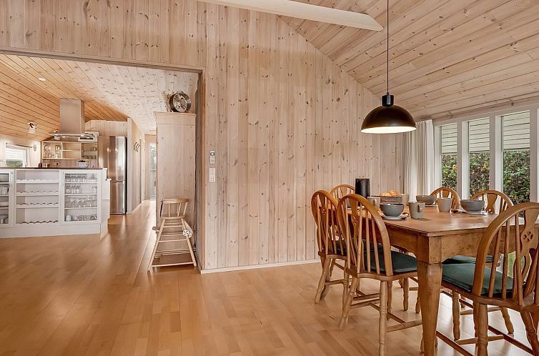 Vakantiehuis "Athislus" - 1.1km from the sea