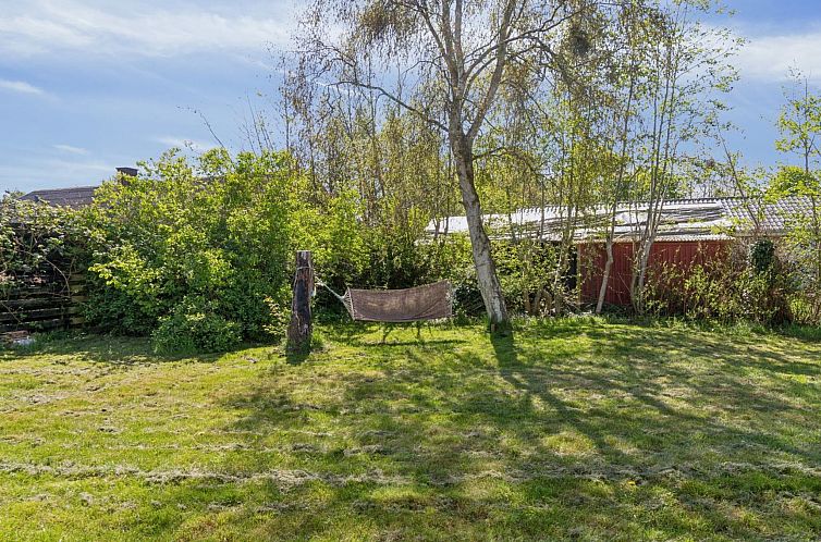 Vakantiehuis "Edgar" - 300m from the sea