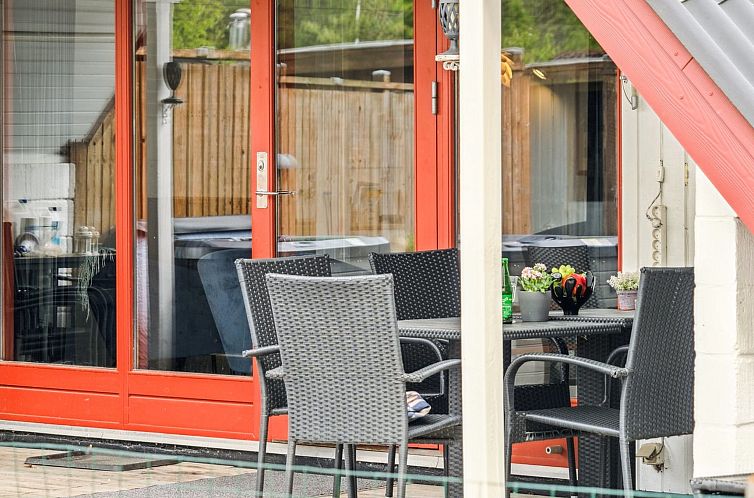 Vakantiehuis "Gunhilde" - 6km from the sea