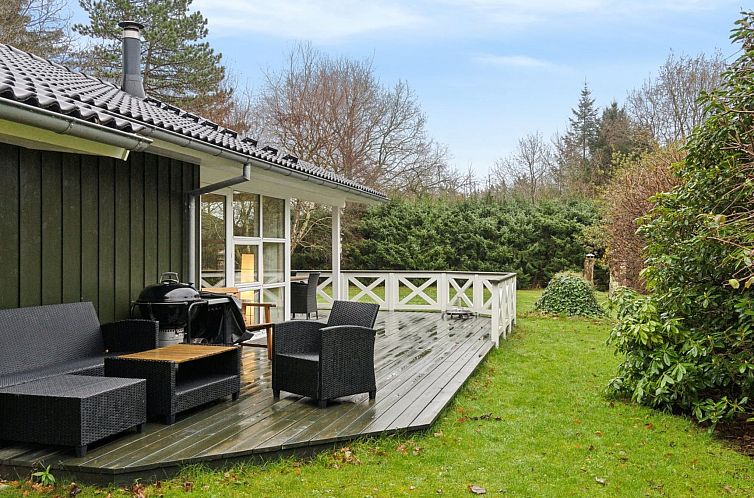 Vakantiehuis "Ananda" - 900m from the sea