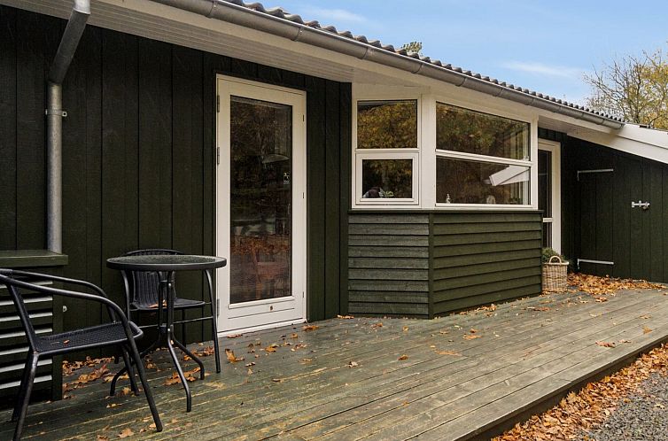 Vakantiehuis "Ananda" - 900m from the sea