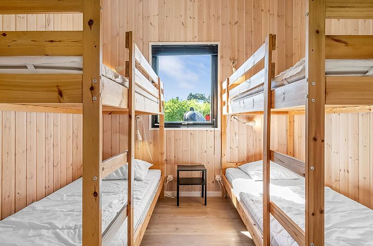 Vakantiehuis "Abbo" - 750m from the sea