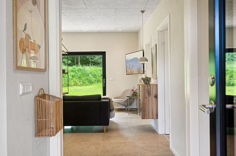 Vakantiehuis "Karlene" - 300m from the sea