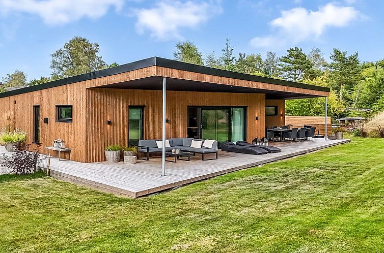 Vakantiehuis "Karlene" - 300m from the sea