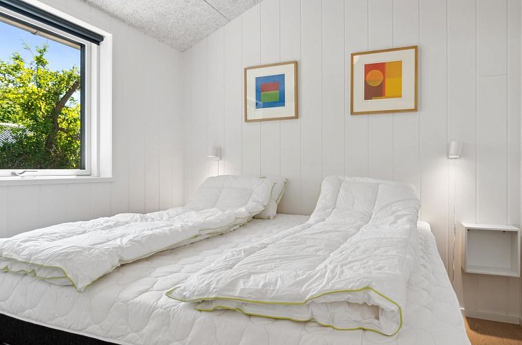 Vakantiehuis "Nicolas" - 500m from the sea