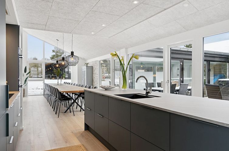 Vakantiehuis "Marinus" - 800m from the sea