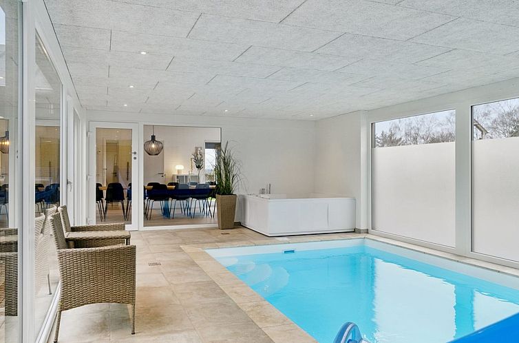 Vakantiehuis "Marinus" - 800m from the sea
