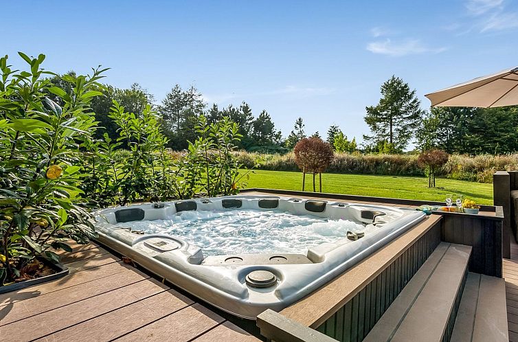 Vakantiehuis "Artur" - 800m from the sea