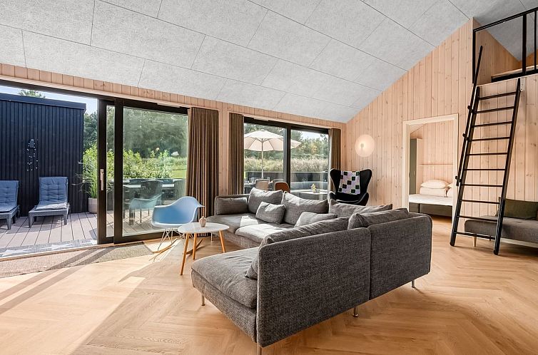 Vakantiehuis "Artur" - 800m from the sea