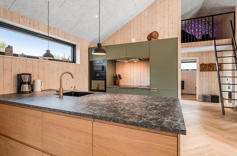 Vakantiehuis "Artur" - 800m from the sea