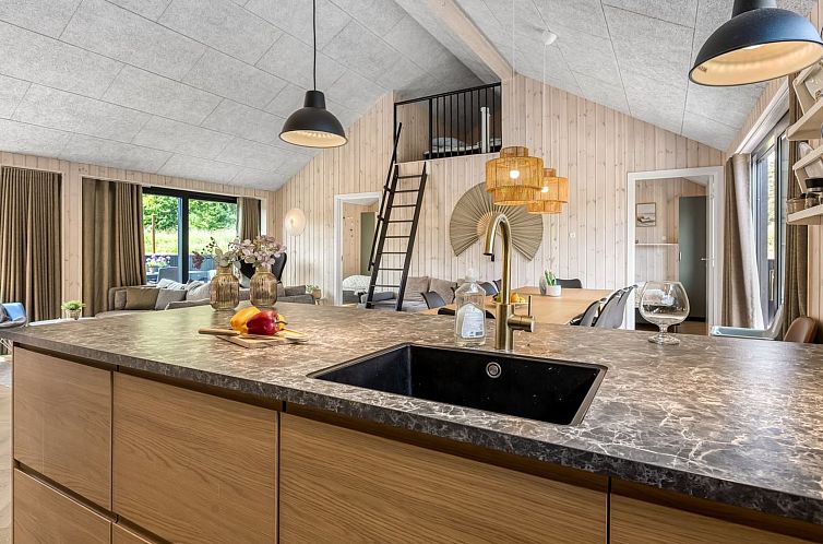 Vakantiehuis "Artur" - 800m from the sea