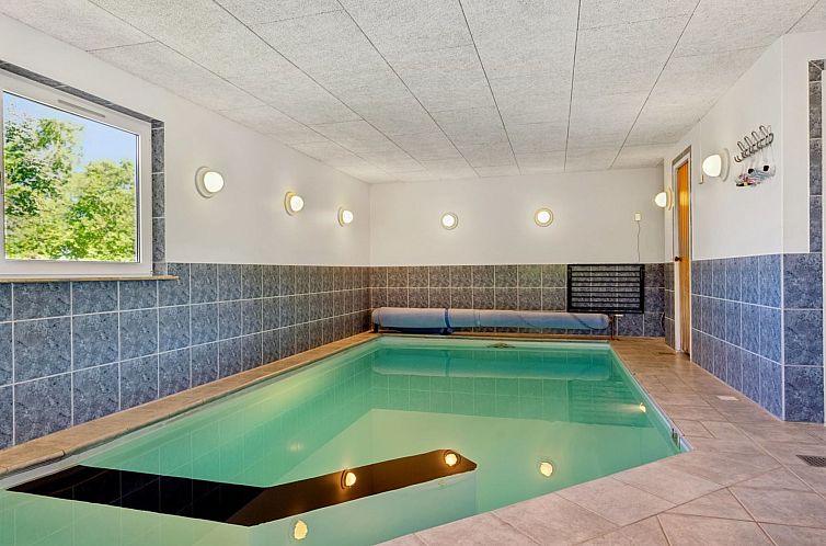 Vakantiehuis "Eunice" - 850m from the sea