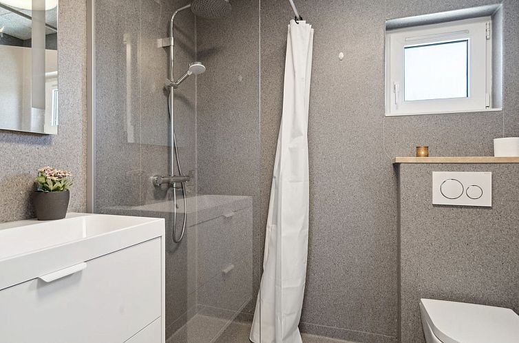 Vakantiehuis "Eunice" - 850m from the sea