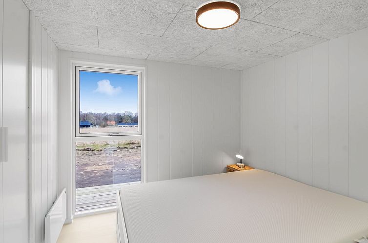 Vakantiehuis "Junis" - 900m from the sea