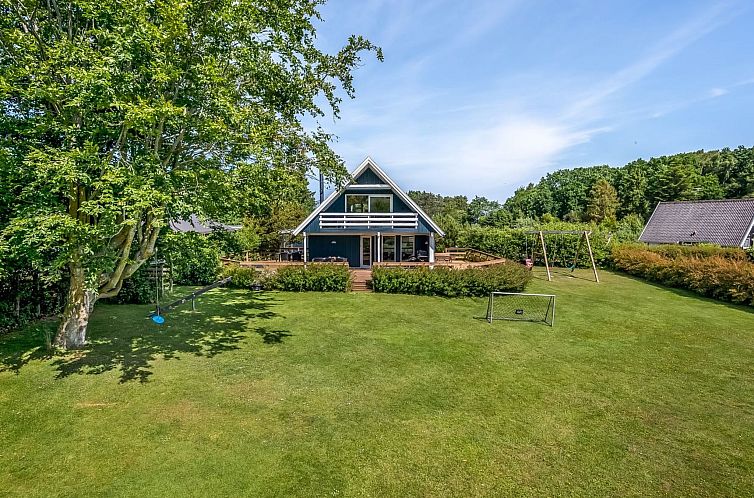 Vakantiehuis "Hekla" - 150m from the sea