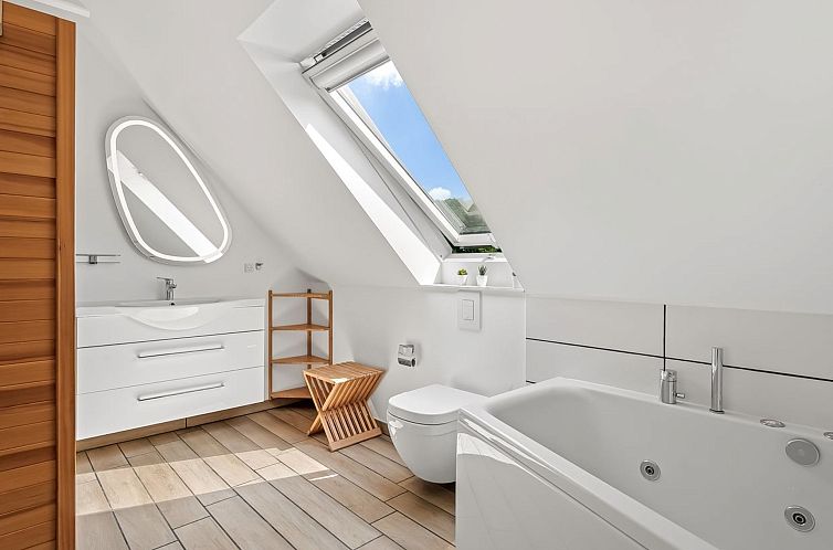 Vakantiehuis "Hekla" - 150m from the sea