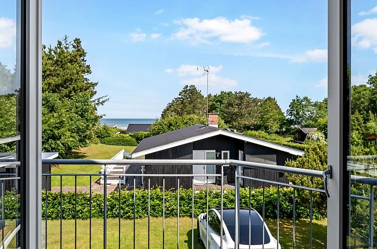 Vakantiehuis "Hekla" - 150m from the sea