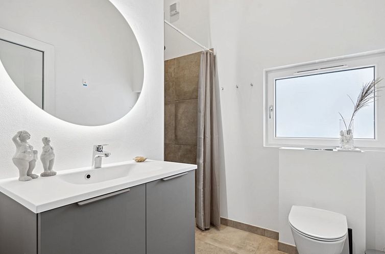 Vakantiehuis "Lanessa" - 800m from the sea