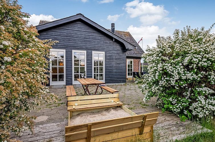 Vakantiehuis "Chiuvana" - 250m from the sea