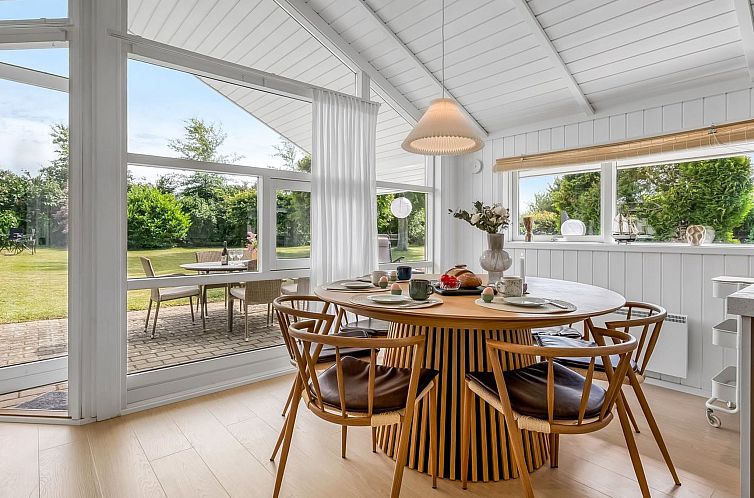 Vakantiehuis "Kristanna" - 1.2km from the sea