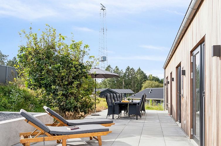 Vakantiehuis "Ann" - 1.3km from the sea
