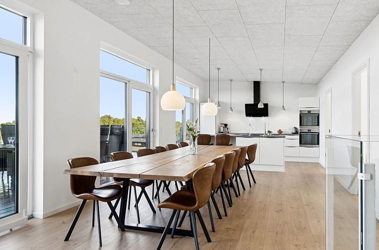 Vakantiehuis "Ann" - 1.3km from the sea