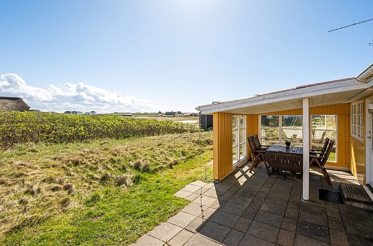 Vakantiehuis "Luiza" - 300m from the sea