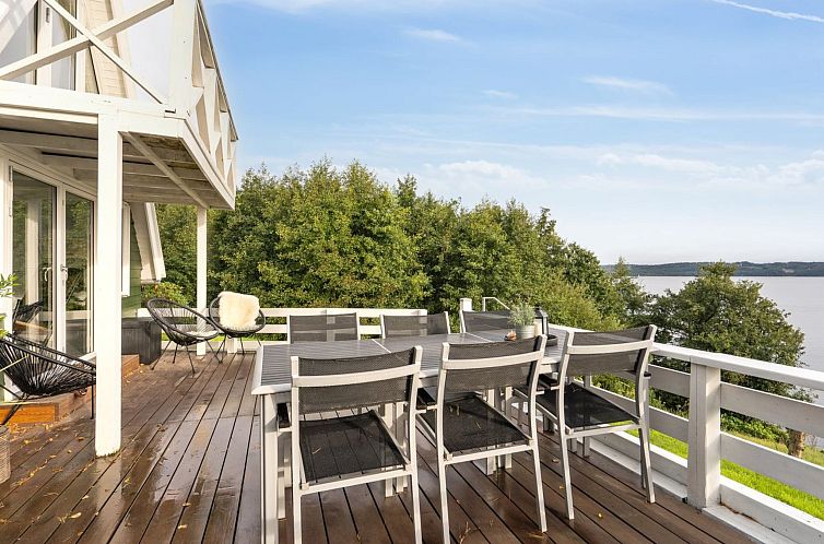 Vakantiehuis "Fifi" - 10m to the fjord