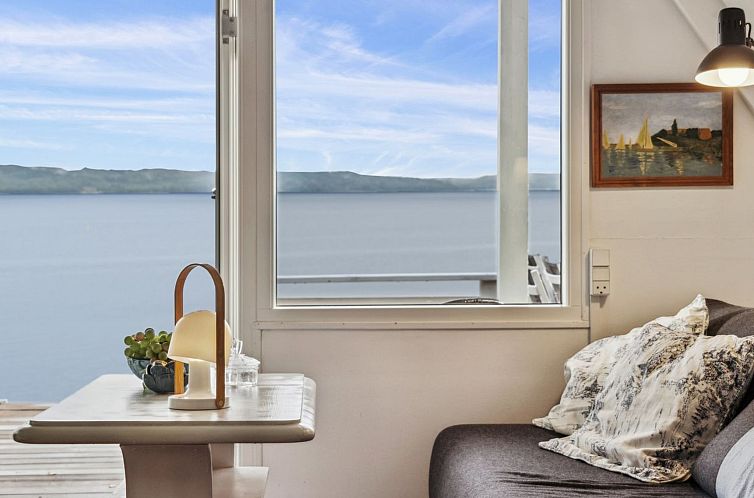 Vakantiehuis "Fifi" - 10m to the fjord