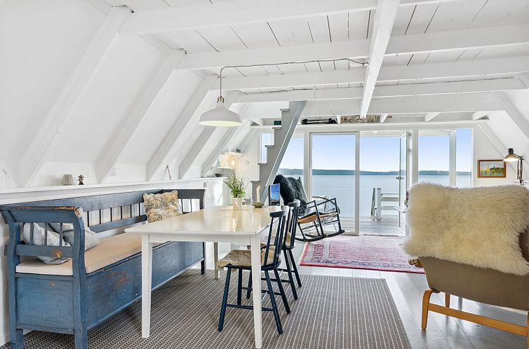 Vakantiehuis "Fifi" - 10m to the fjord