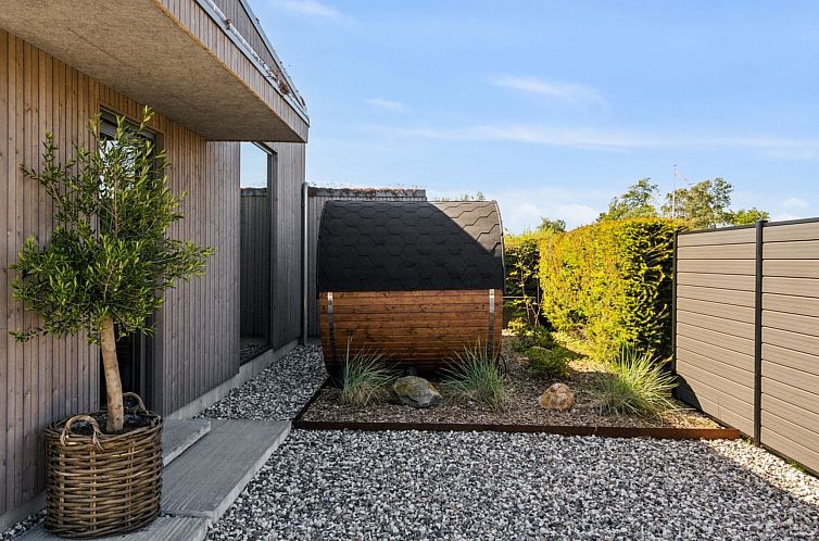 Vakantiehuis "Elvie" - 150m from the sea