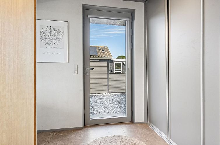 Vakantiehuis "Elvie" - 150m from the sea