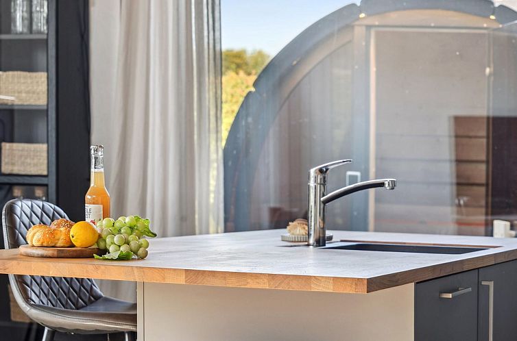 Vakantiehuis "Elvie" - 150m from the sea