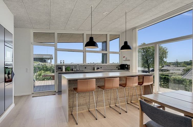 Vakantiehuis "Karitte" - 300m from the sea