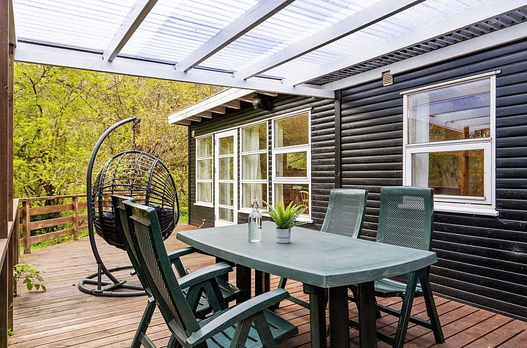 Vakantiehuis "Karitte" - 300m from the sea