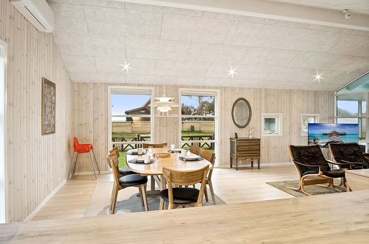 Vakantiehuis "Ilsebet" - 150m from the sea