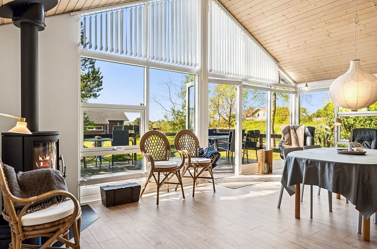 Vakantiehuis "Anne" - 150m from the sea