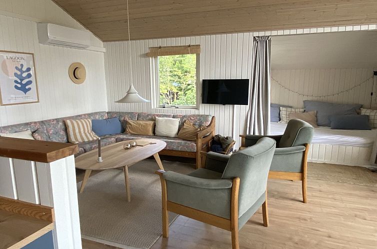 Vakantiehuis "Anne" - 150m from the sea