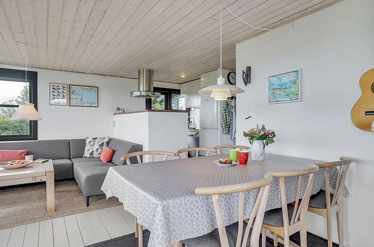 Vakantiehuis "Stjerne" - 300m from the sea