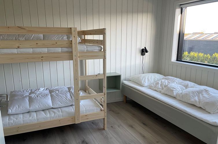 Vakantiehuis "Alpo" - 450m from the sea